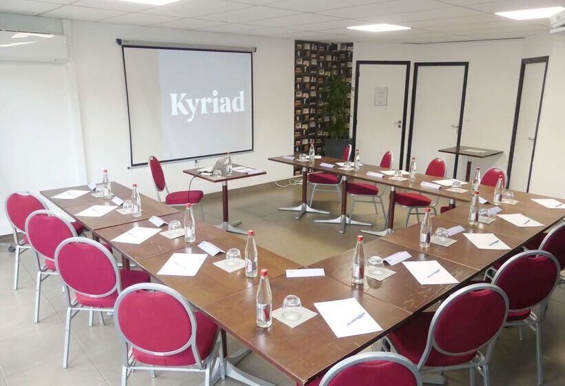 酒店 Kyriad Lyon Sud Saint Genis Laval
