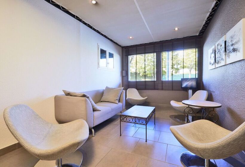 酒店 Kyriad Lyon Sud Saint Genis Laval