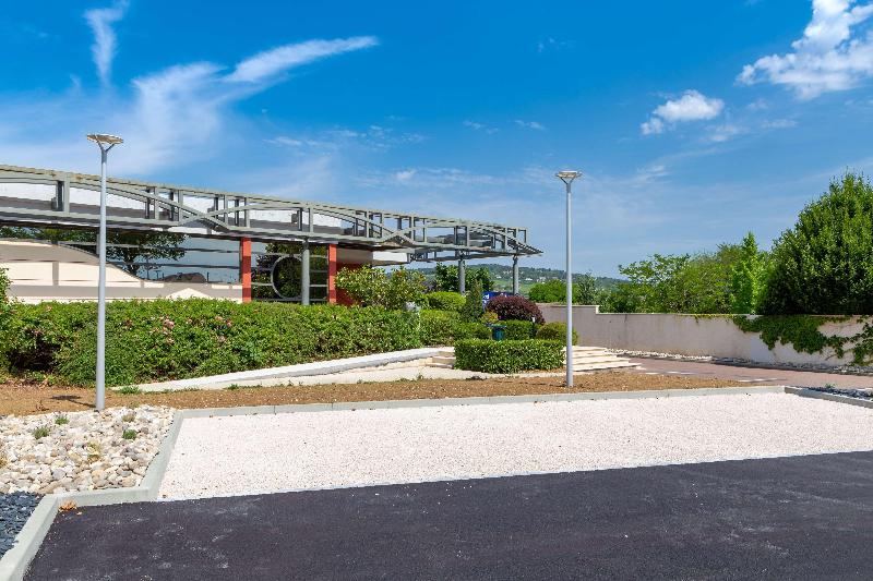 هتل Kyriad Prestige Beaune Le Panorama