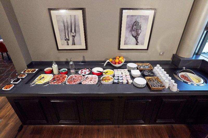 هتل Kyriad Prestige Beaune Le Panorama