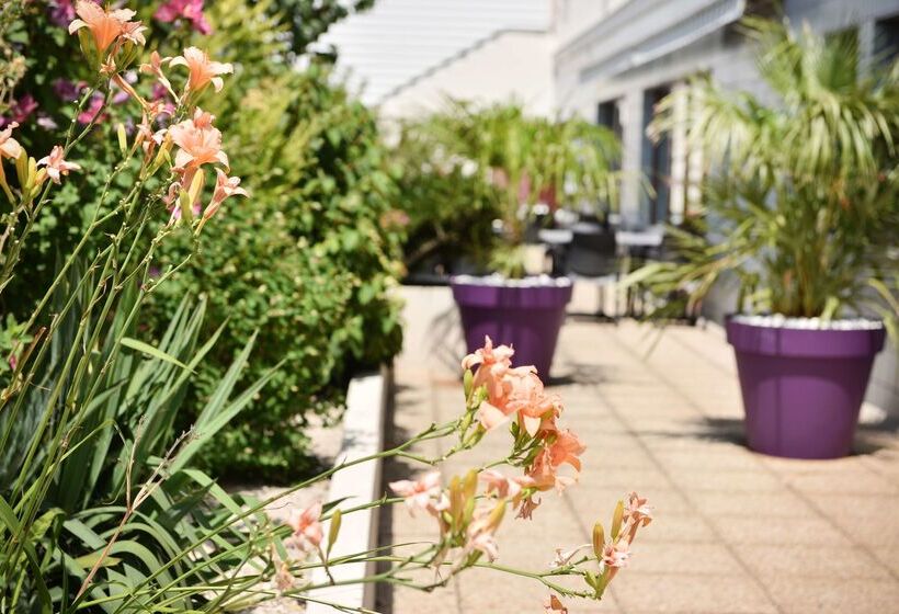 ホテル Kyriad Saint Etienne Centre