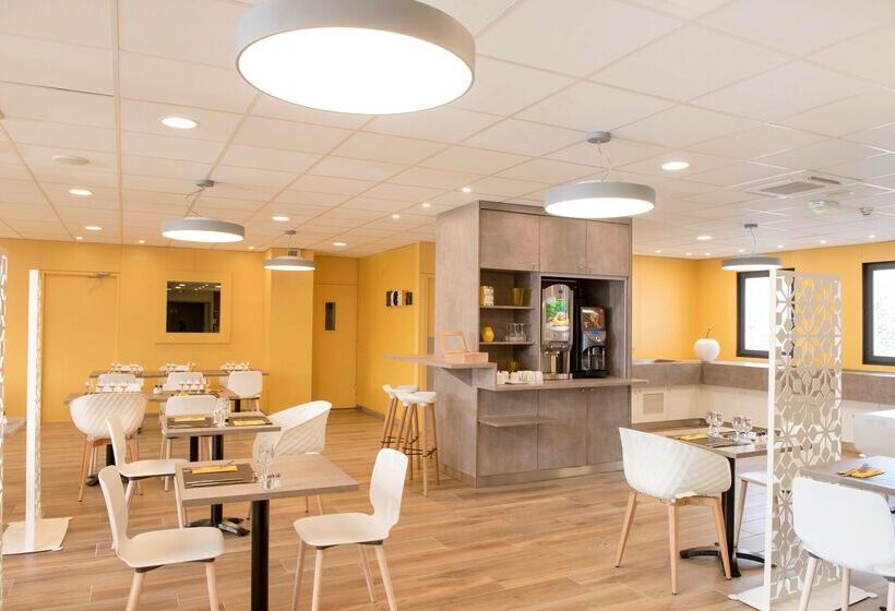 ホテル Kyriad Saint Etienne Centre