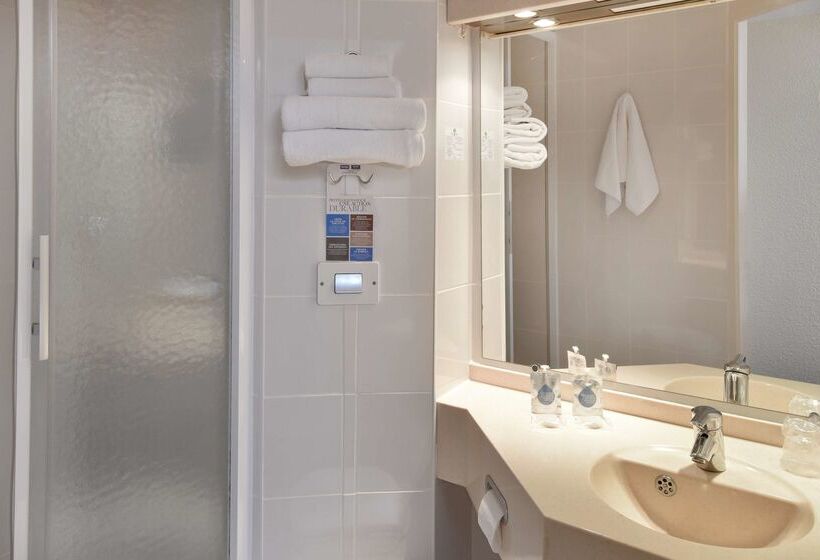 ホテル Kyriad Saint Etienne Centre