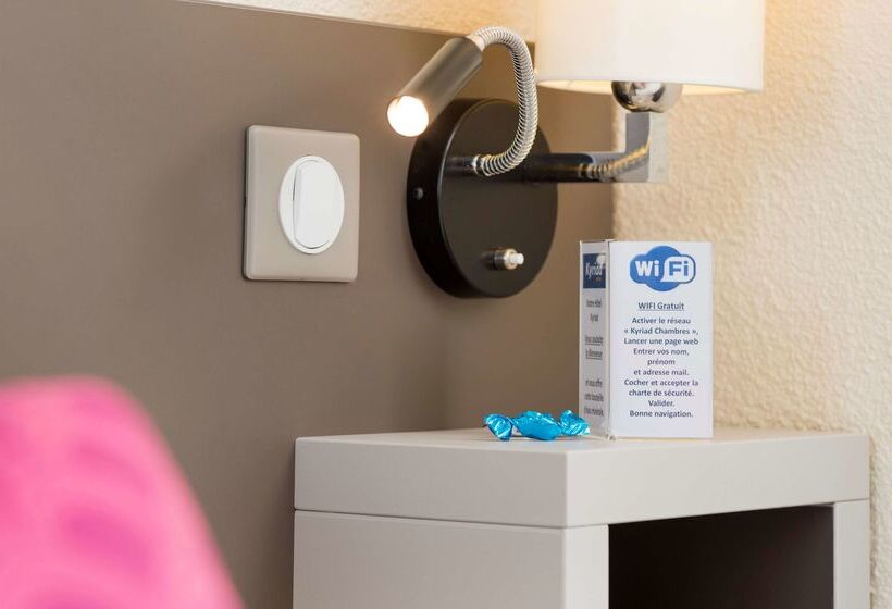 ホテル Kyriad Saint Etienne Centre