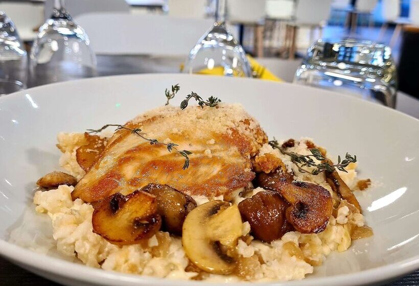 ホテル Kyriad Saint Etienne Centre