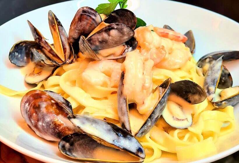 ホテル Kyriad Saint Etienne Centre