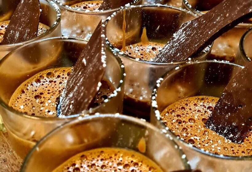 ホテル Kyriad Saint Etienne Centre