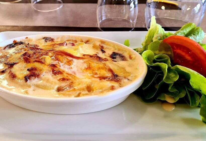 ホテル Kyriad Saint Etienne Centre