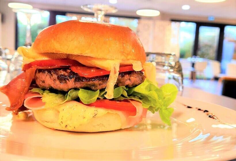 ホテル Kyriad Saint Etienne Centre