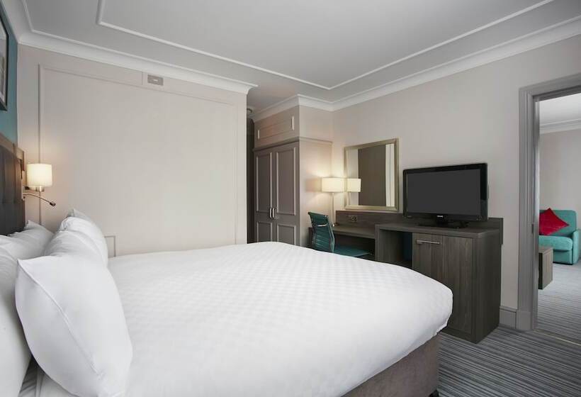 호텔 Leonardo Inverness