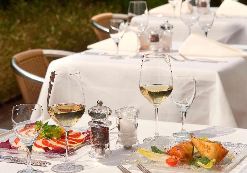 Отель Mercure Neu Isenburg