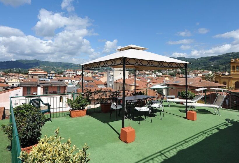 בית מלון כפרי Minerva Palace