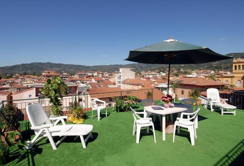 בית מלון כפרי Minerva Palace