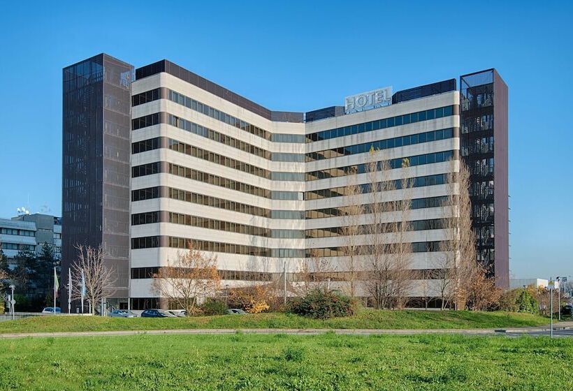 בית מלון כפרי NH Bologna Villanova