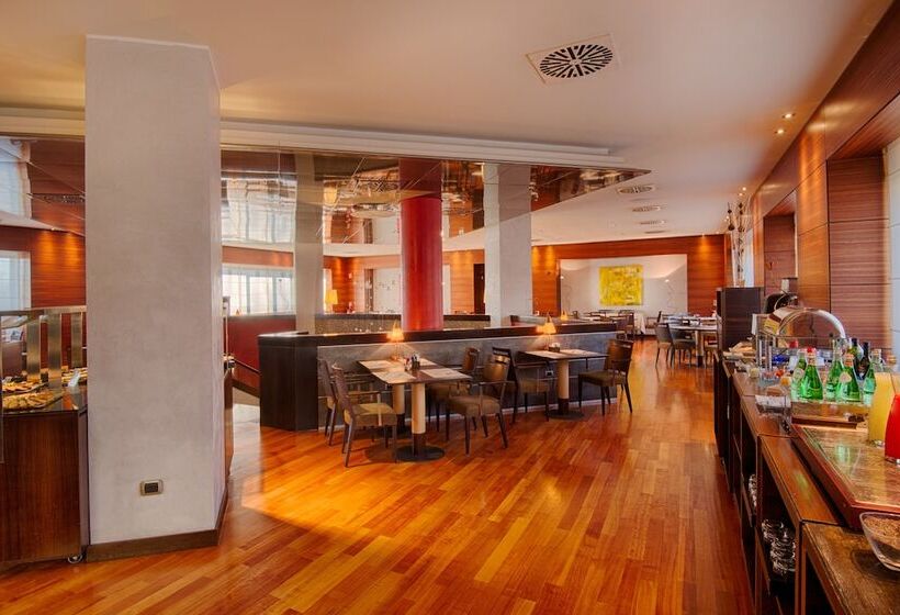 בית מלון כפרי NH Bologna Villanova