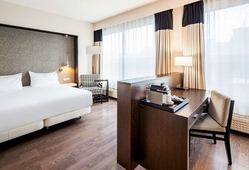 בית מלון כפרי NH Brussels Stéphanie