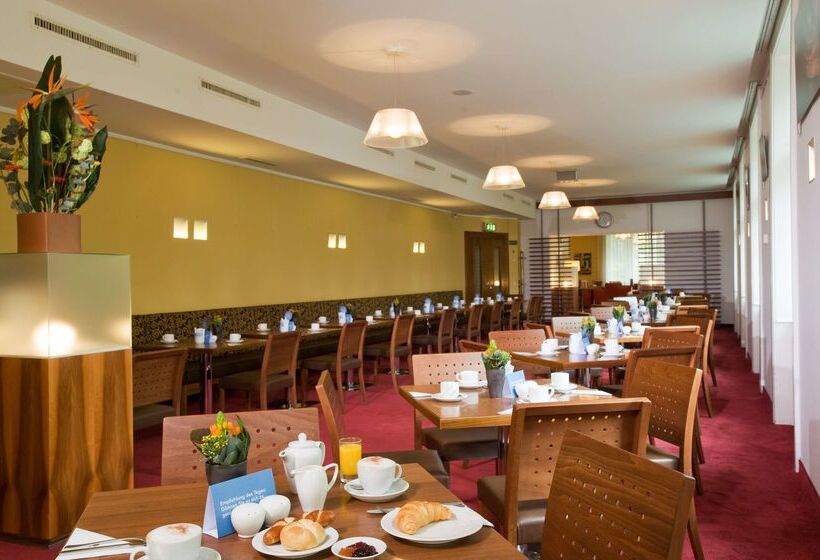 هتل NH Wien Belvedere