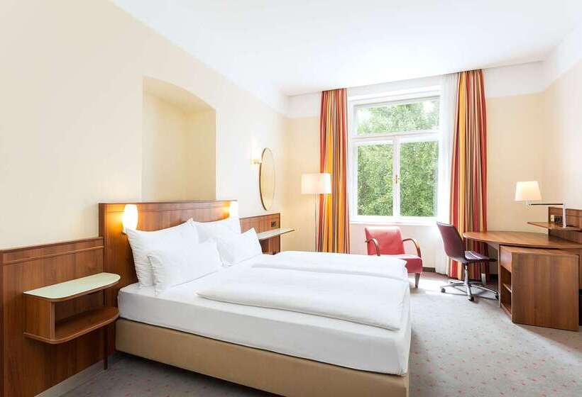 هتل NH Wien Belvedere