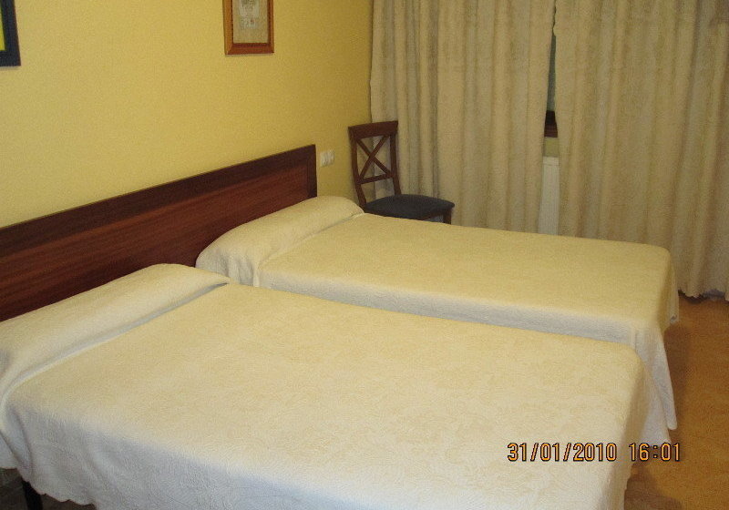 Отель Plaza Mondariz