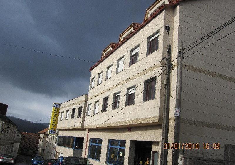 Отель Plaza Mondariz