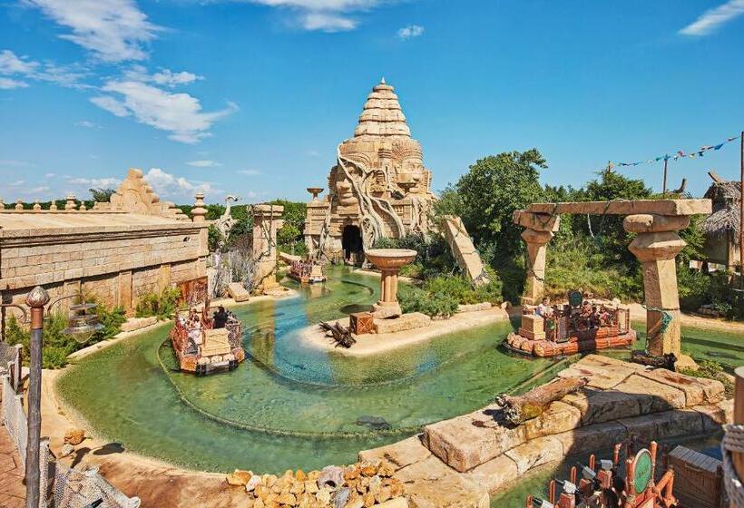 ホテル Portaventura®  Caribe  Includes Portaventura Park Tickets