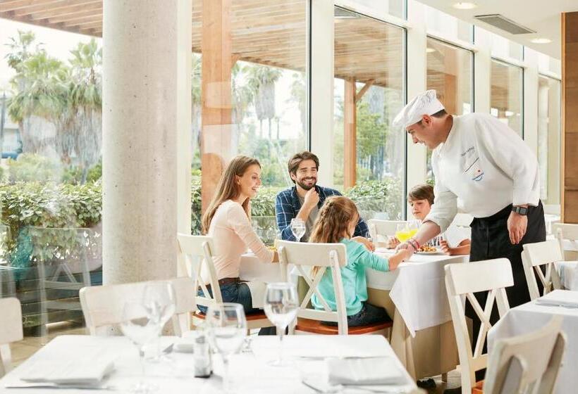 هتل Portaventura®  Caribe  Includes Portaventura Park Tickets