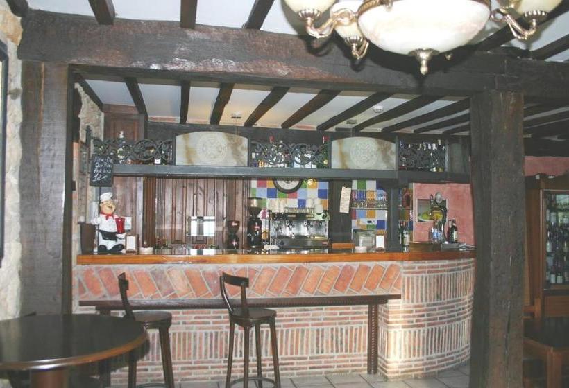 فندق Posada La Venta De Quijas