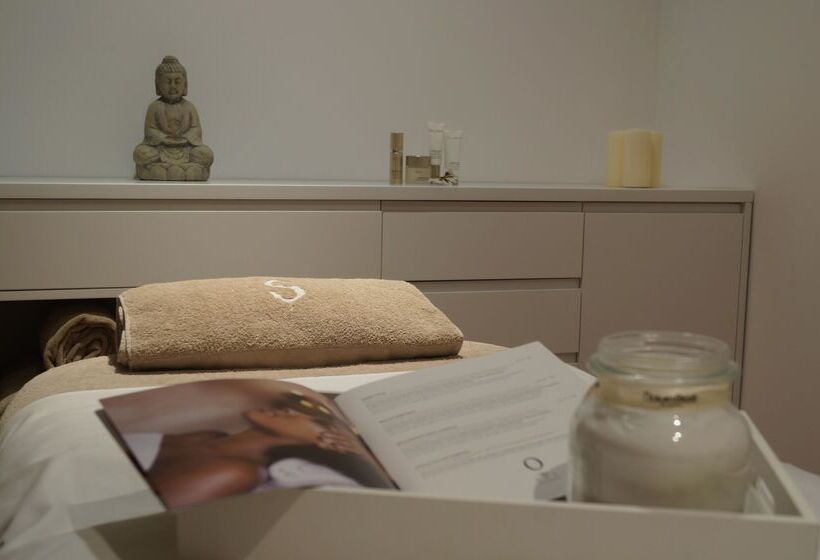 ホテル Pure Salt Port Adriano  Adults Only