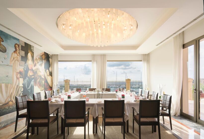 ホテル Pure Salt Port Adriano  Adults Only