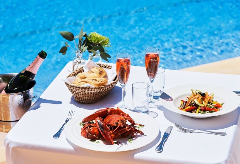 ホテル Pure Salt Port Adriano  Adults Only