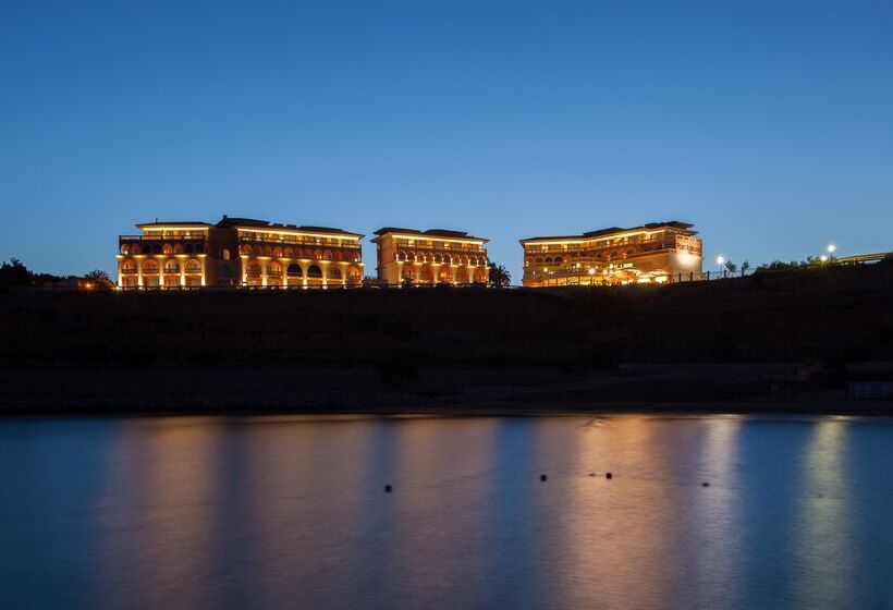 ホテル Pure Salt Port Adriano  Adults Only