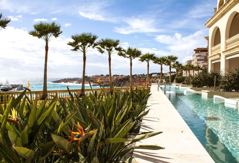 ホテル Pure Salt Port Adriano  Adults Only