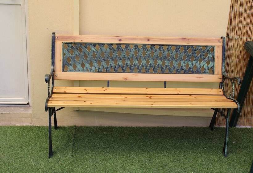 בית מלון כפרי Pyramid