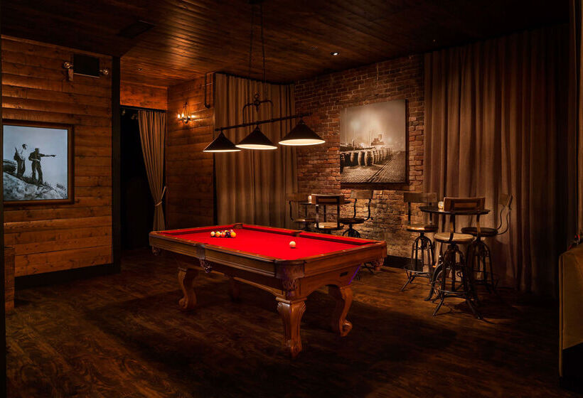 호텔 Quality Inn & Suites