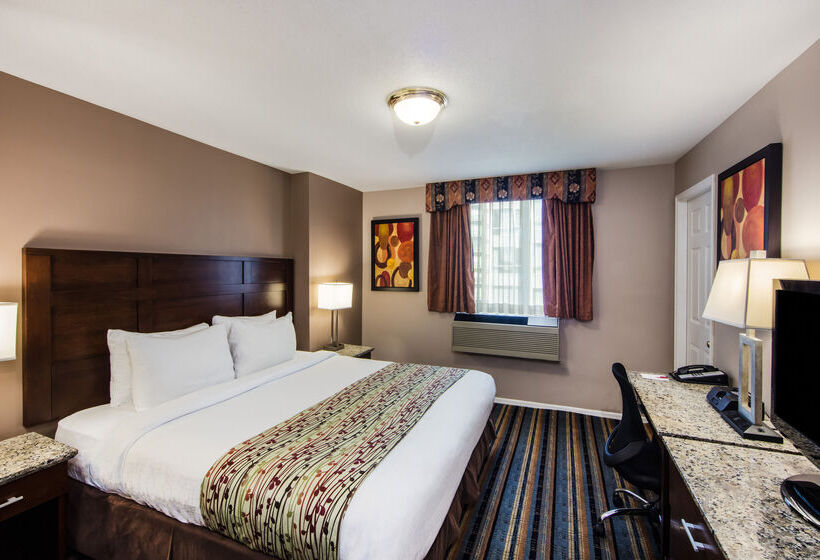 호텔 Quality Inn & Suites