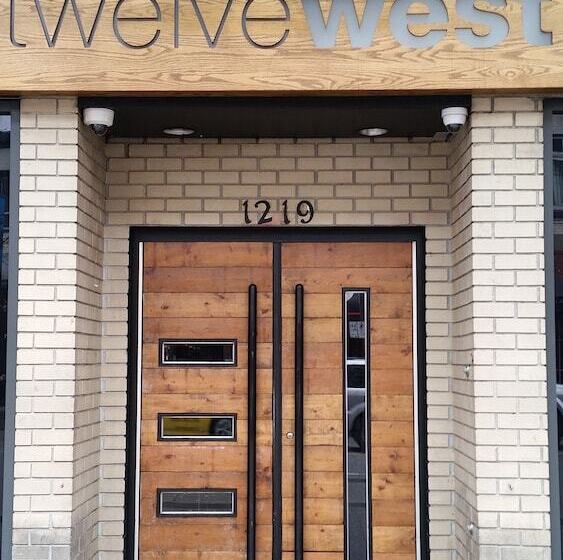 호텔 Quality Inn & Suites