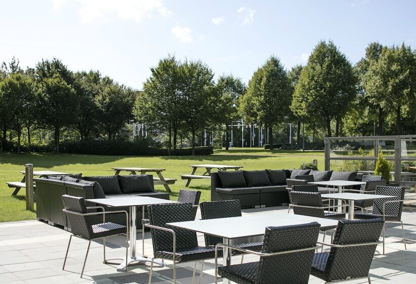 Radisson Blu Hotel Amsterdam Airport, Schiphol