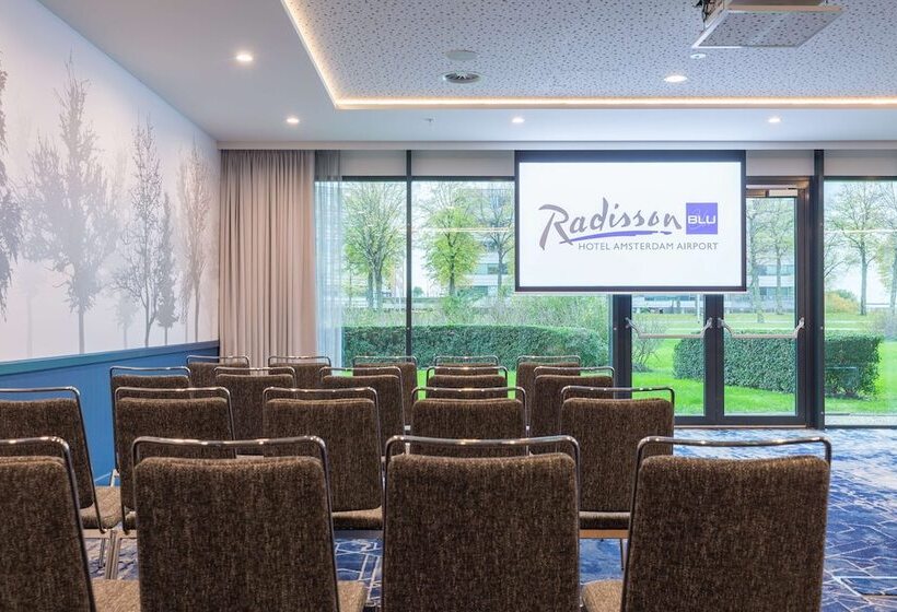 Radisson Blu Hotel Amsterdam Airport, Schiphol