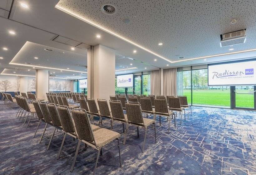 Radisson Blu Hotel Amsterdam Airport, Schiphol