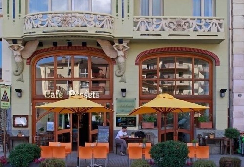 Отель Restaurant Pessets & SPA