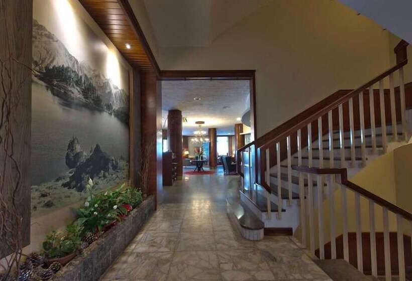 Отель Restaurant Pessets & SPA