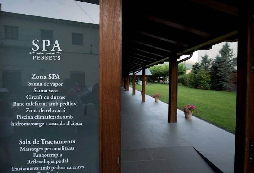 Отель Restaurant Pessets & SPA