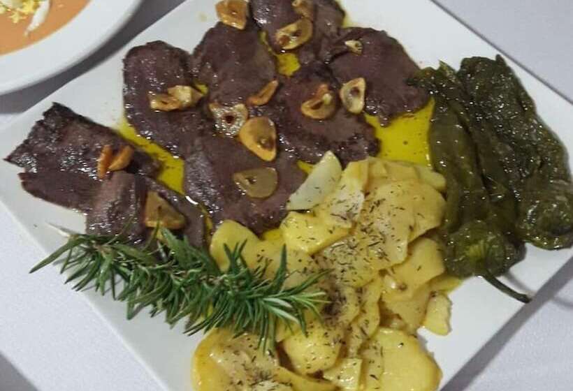 Отель Restaurante Logasasanti