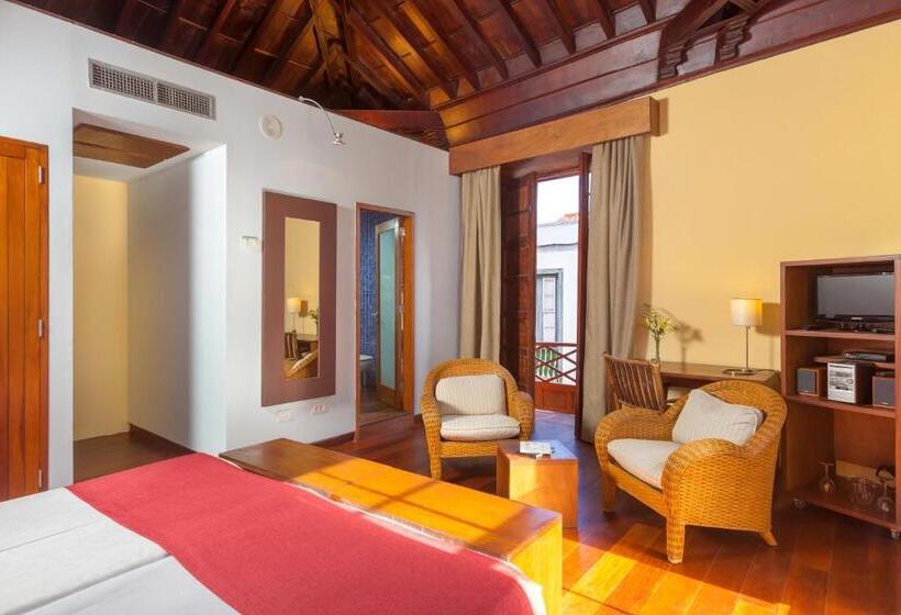 Сельский отель Livvo La Quinta Roja