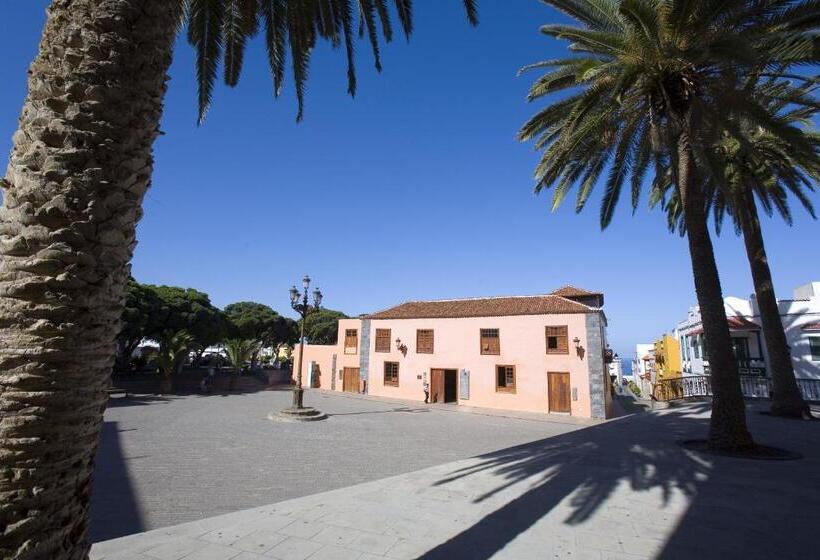 Сельский отель Livvo La Quinta Roja