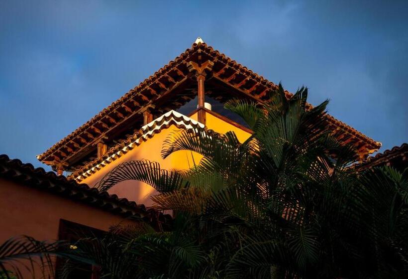 Сельский отель Livvo La Quinta Roja