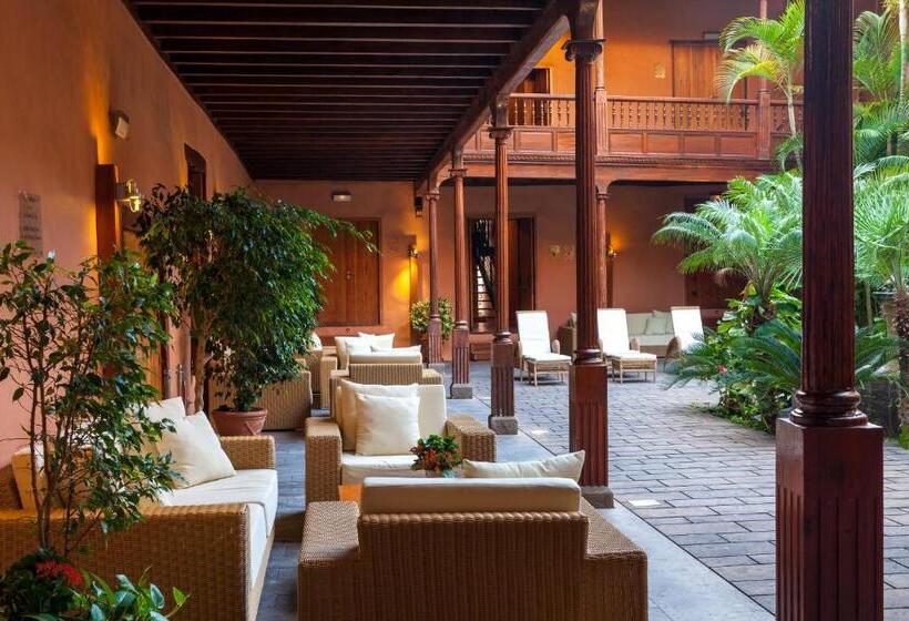 Сельский отель Livvo La Quinta Roja