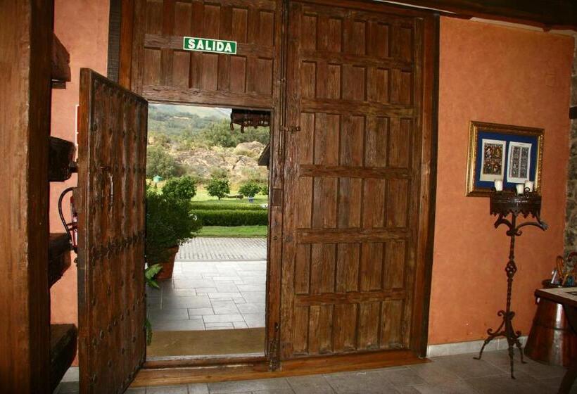 田舎風ホテル Rural Peña Del Alba