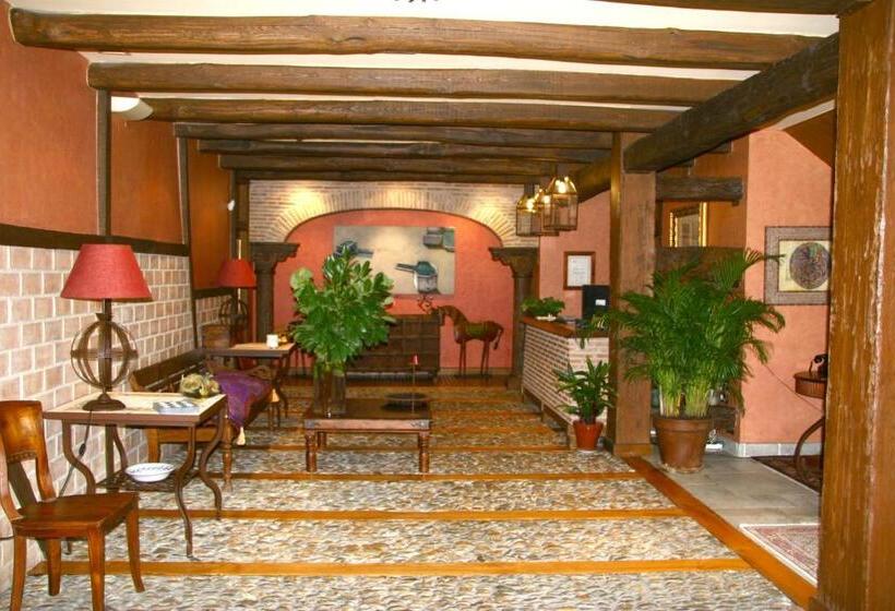 田舎風ホテル Rural Peña Del Alba