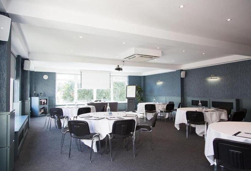 בית מלון כפרי Sandymount